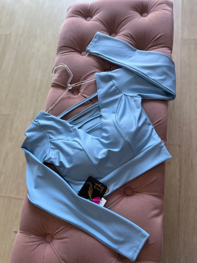 cropped manga longa