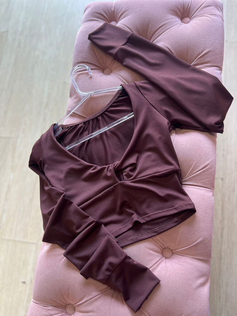 cropped manga longa